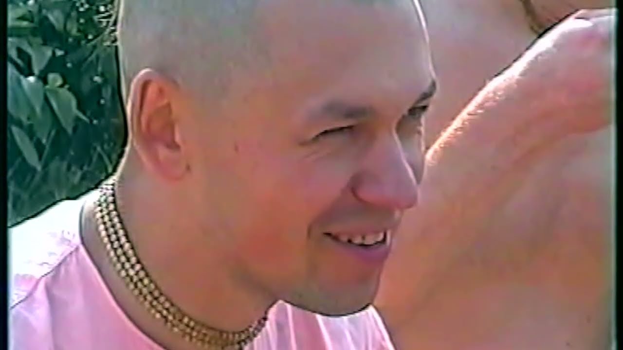 2002-09-04 — Московский ашрам на отдыхе