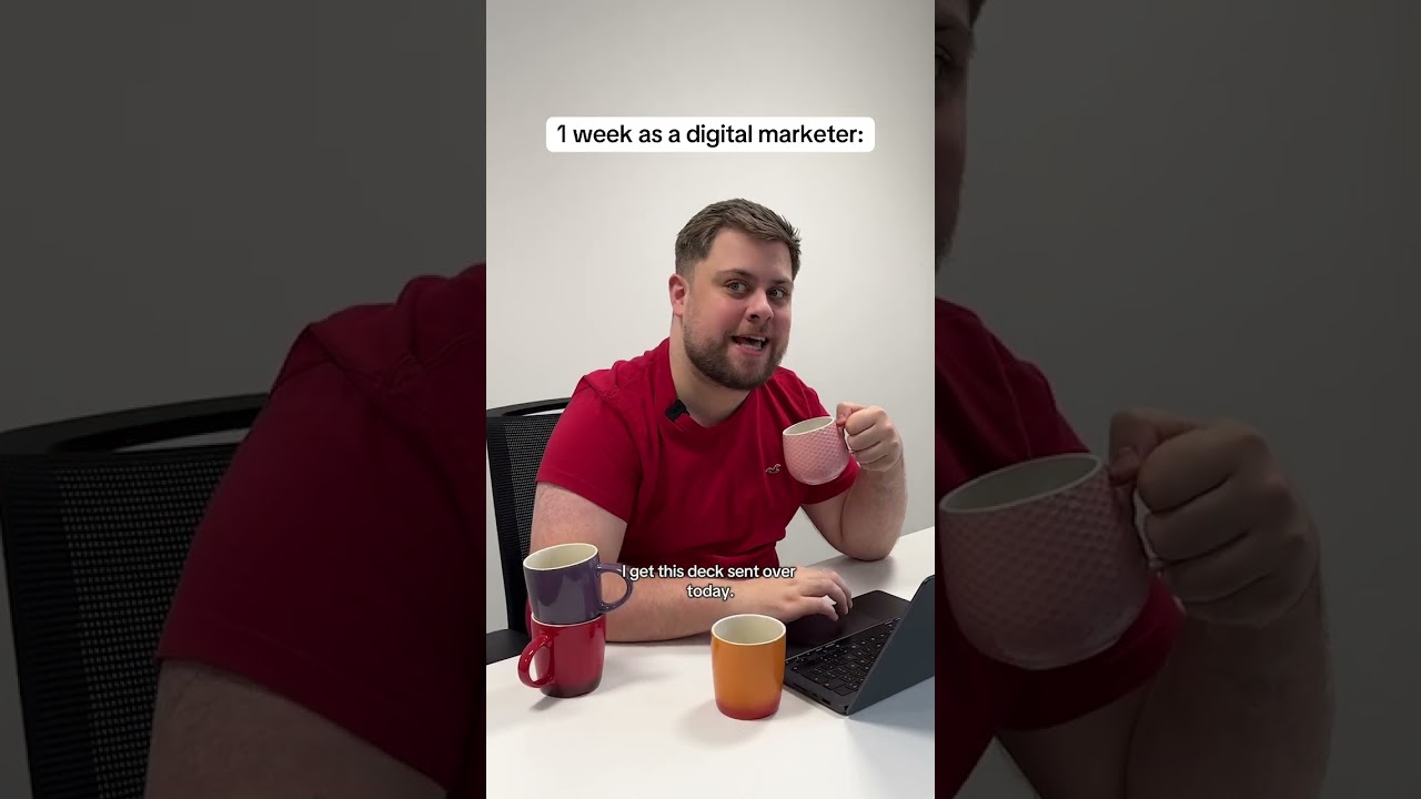 One week vs one year into digital marketing  #socialmediamagic #comedy #socialmedia