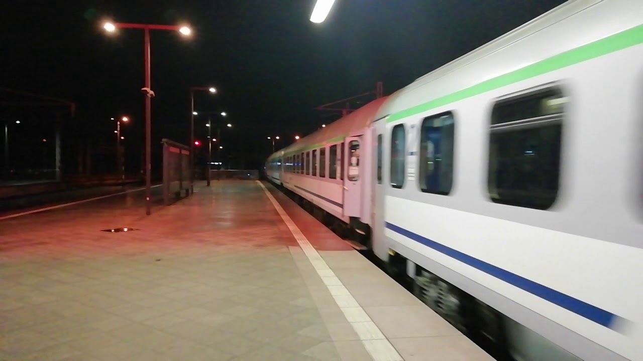 EP09-023 (EU: 150 028-5) z EiC 6100 (WR.GŁ.-WAWA.WSCH.) - start z WR.GŁ.