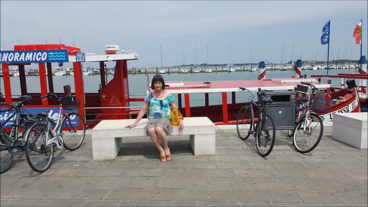 Crossdresser outing at Chioggia