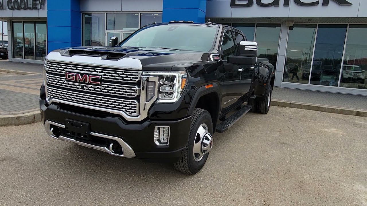 2021 GMC 3500HD Denali