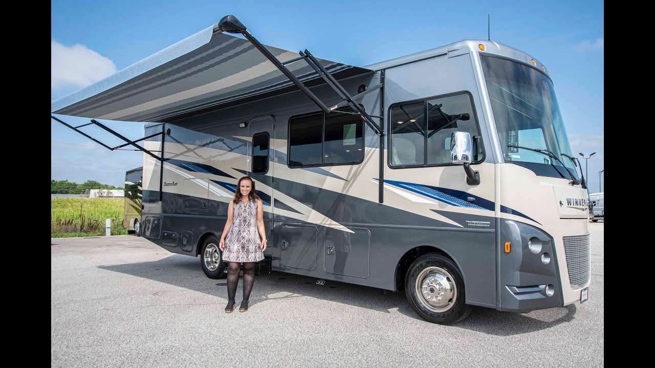 2022 Winnebago Sunstar 27P (11N200469)