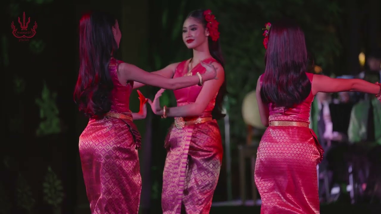 [ទស្សនីយភាព បទ កូលាបភ្នំពេញ]