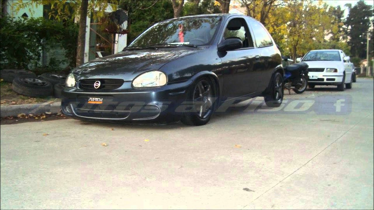 Autos al piso