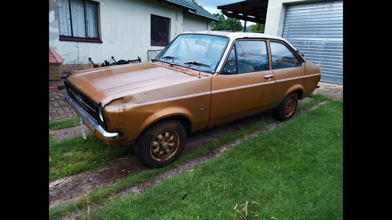 Ford Escort MK2 1300L (Arizona Gold ,SPECIAL PACK )