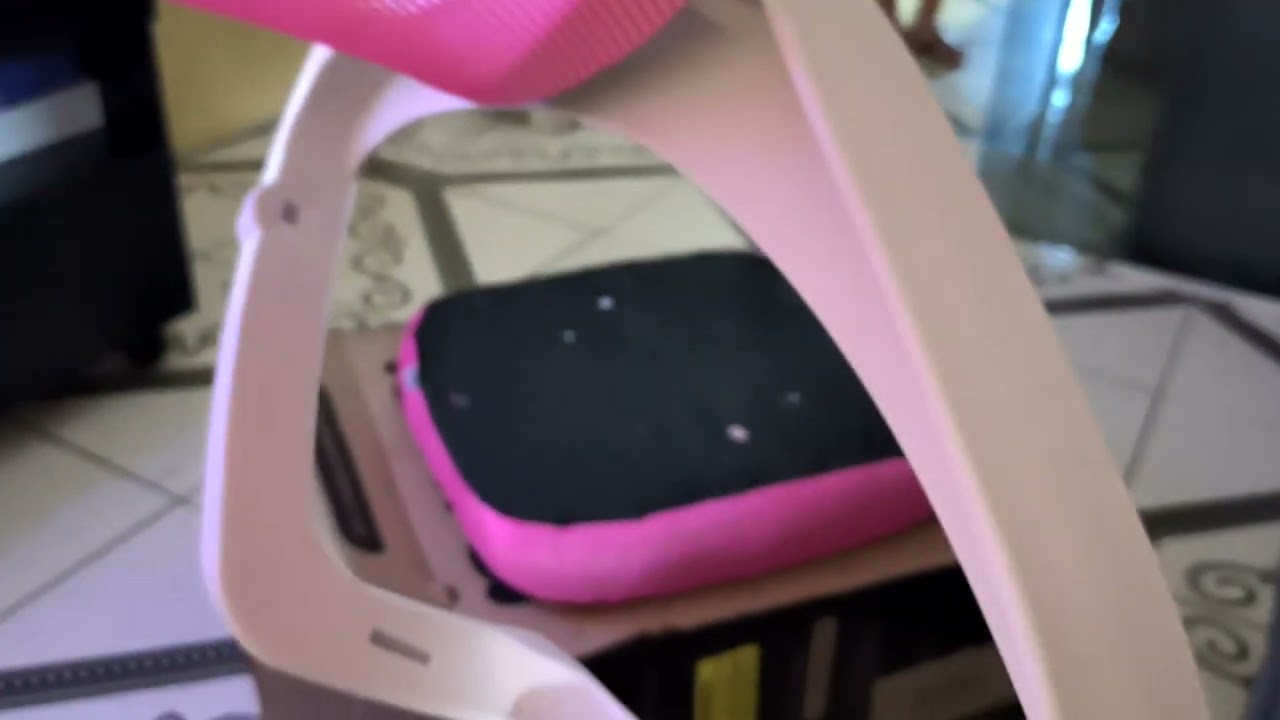 Como montar cadeira de escrit&oacute;rio rosa