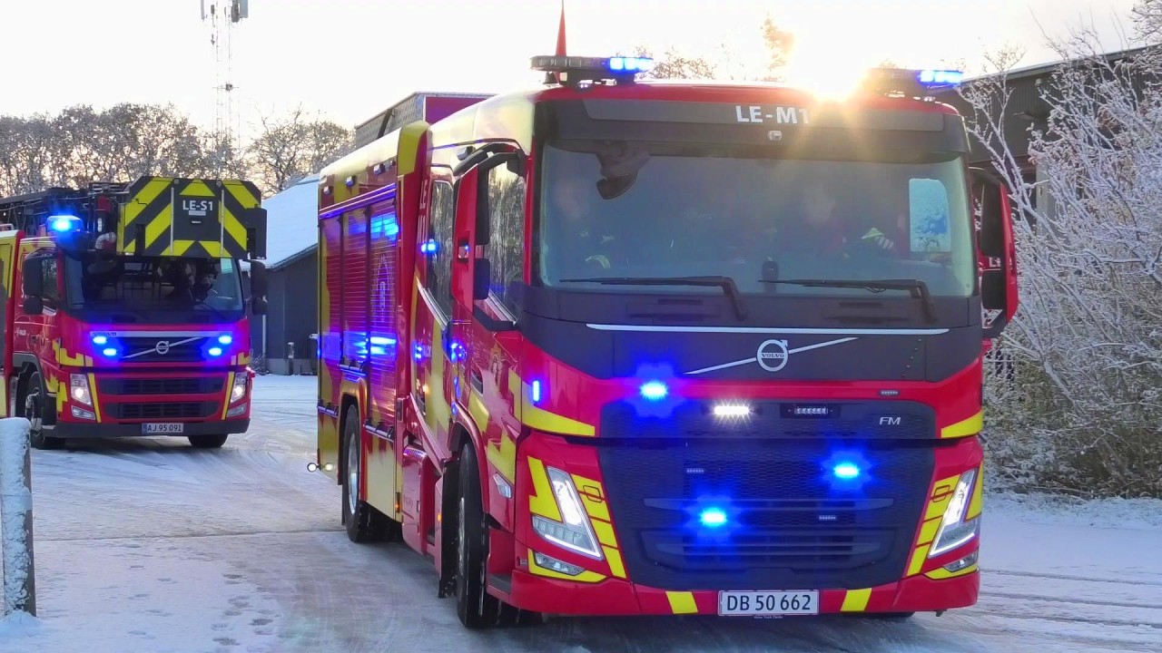 ST.LELLINGE (LEM1+LEV1+LES1) ABA brand & redning falck . brandbil i udrykning fire truck respond