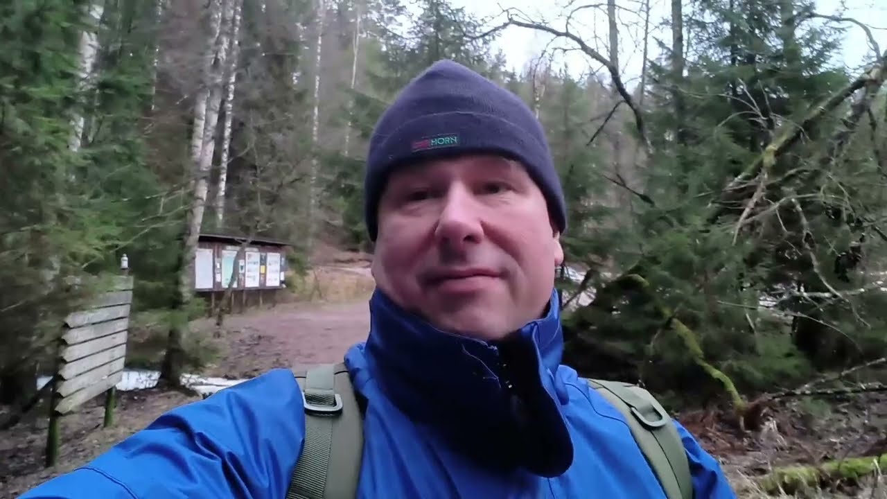 Haukkalammelta itään 22 lampea