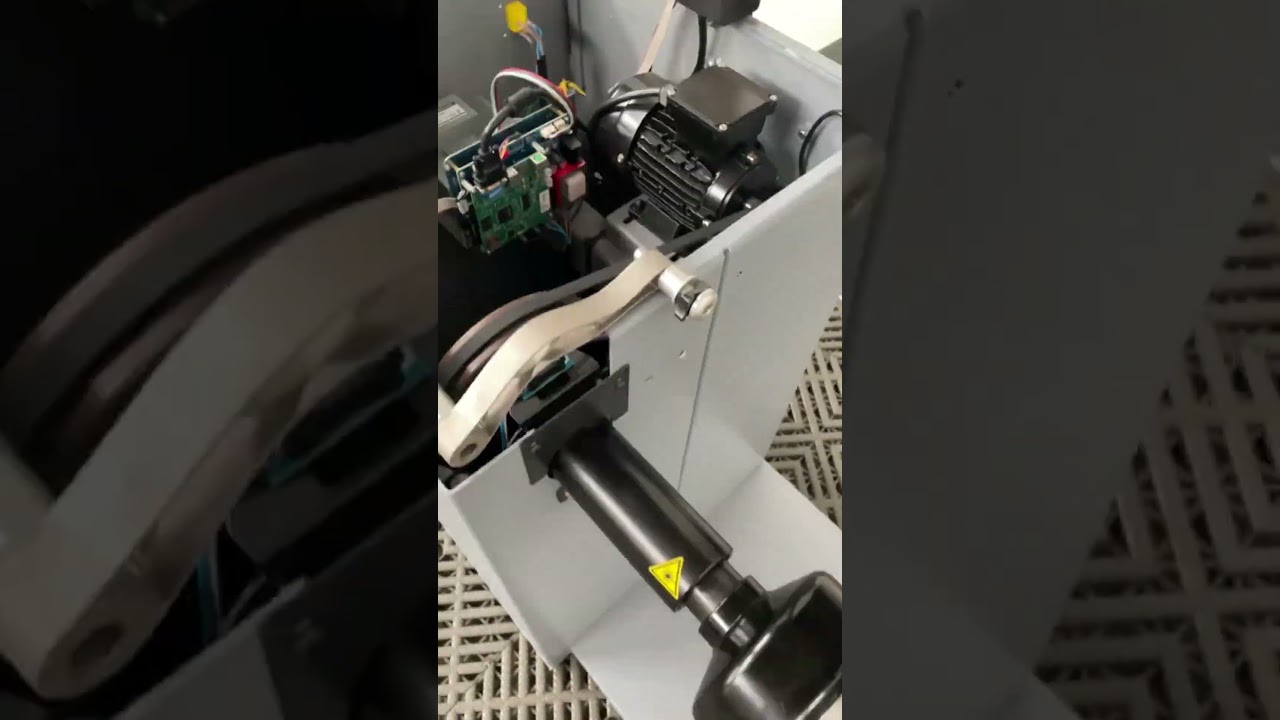Tire balancer machine internal structure, wheel balancing equipement