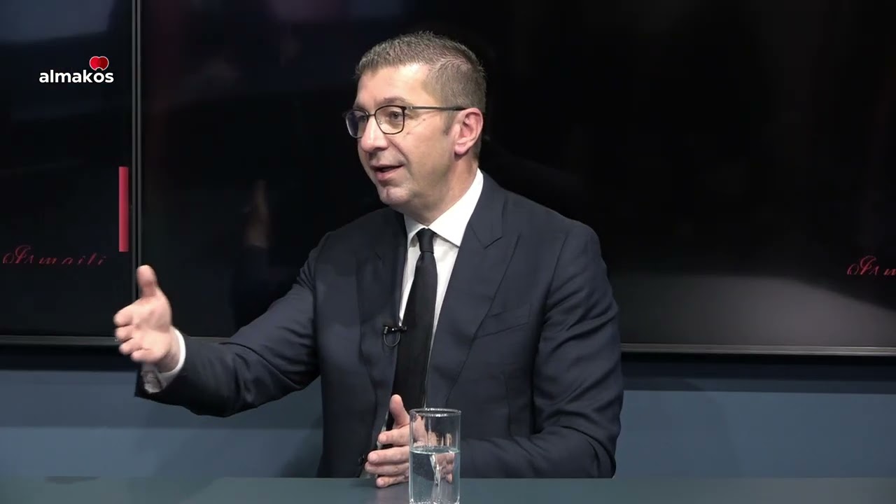 n’Podium me Mefo IsmailiI i ftuar, kryeministri Hristijan Mickoski