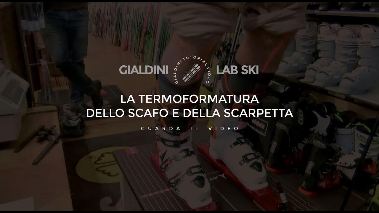 La termoformatura dello scafo e della scarpetta