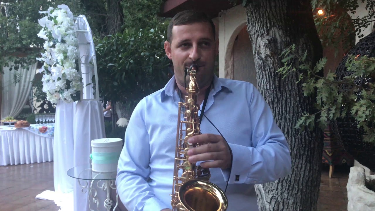 Ещё не вечер на саксофоне Арсен Наджарян