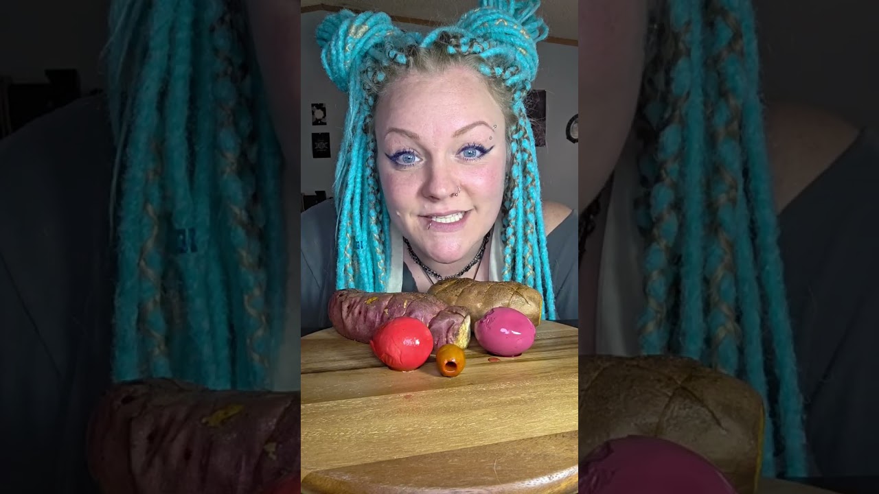 Assemble A Snack Plate With Me #snackplate #mukbang #eatingsounds #eatingasmr #girldinner #asmr 