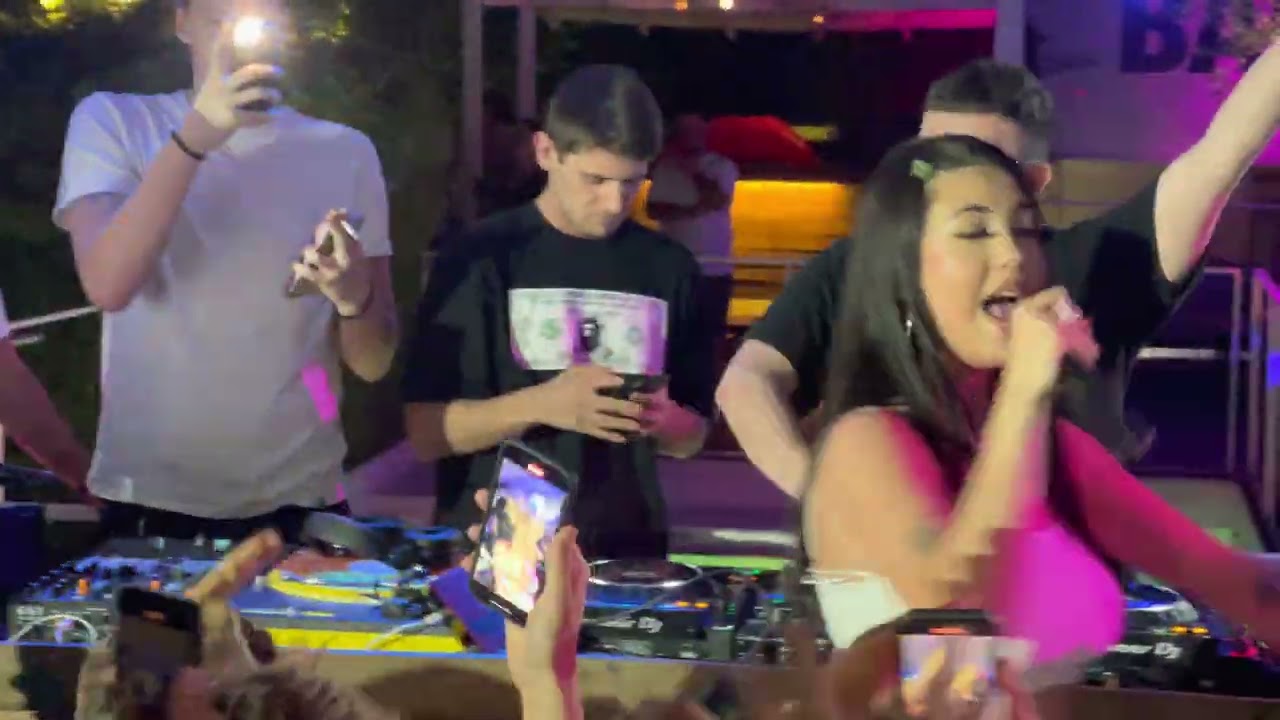 ANNA PEPE LIVE: Drippin' in Milano