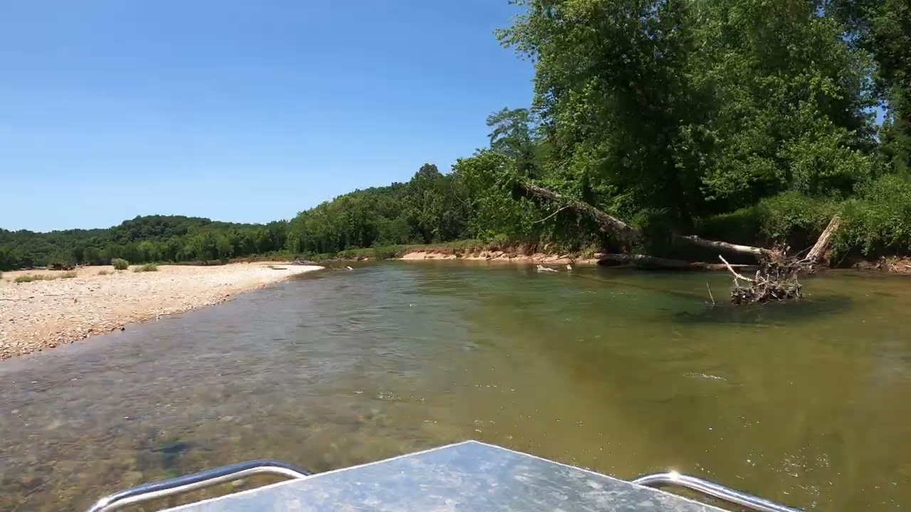 Mini Jet, Black River South of K Bridge