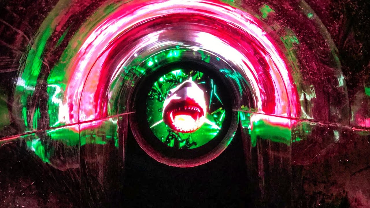 Hodelrodel - Infinity Jump LED Waterslide at Ägeribad