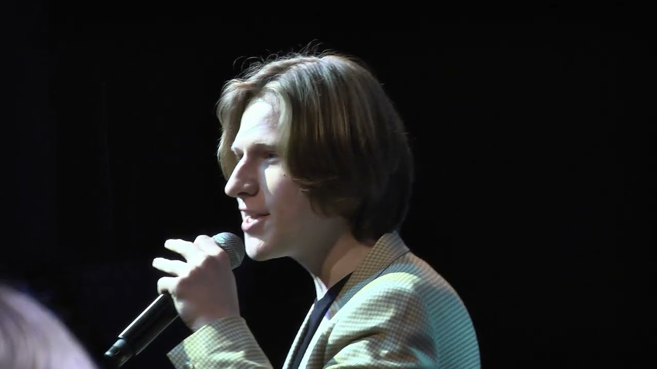 «Зима» («Потолок ледяной») / Антон Панзин и Концертный оркестр Алексея Губарева