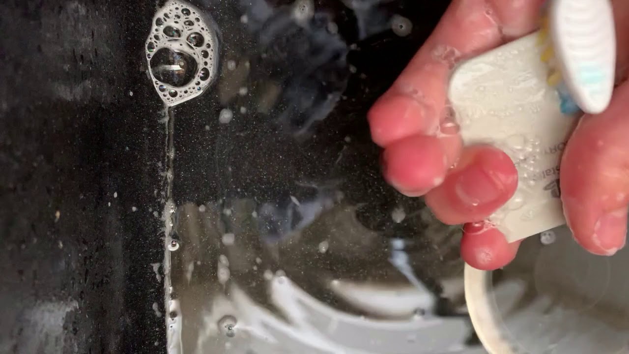 How to take apart and clean your old Playstation 1 Memory Card!