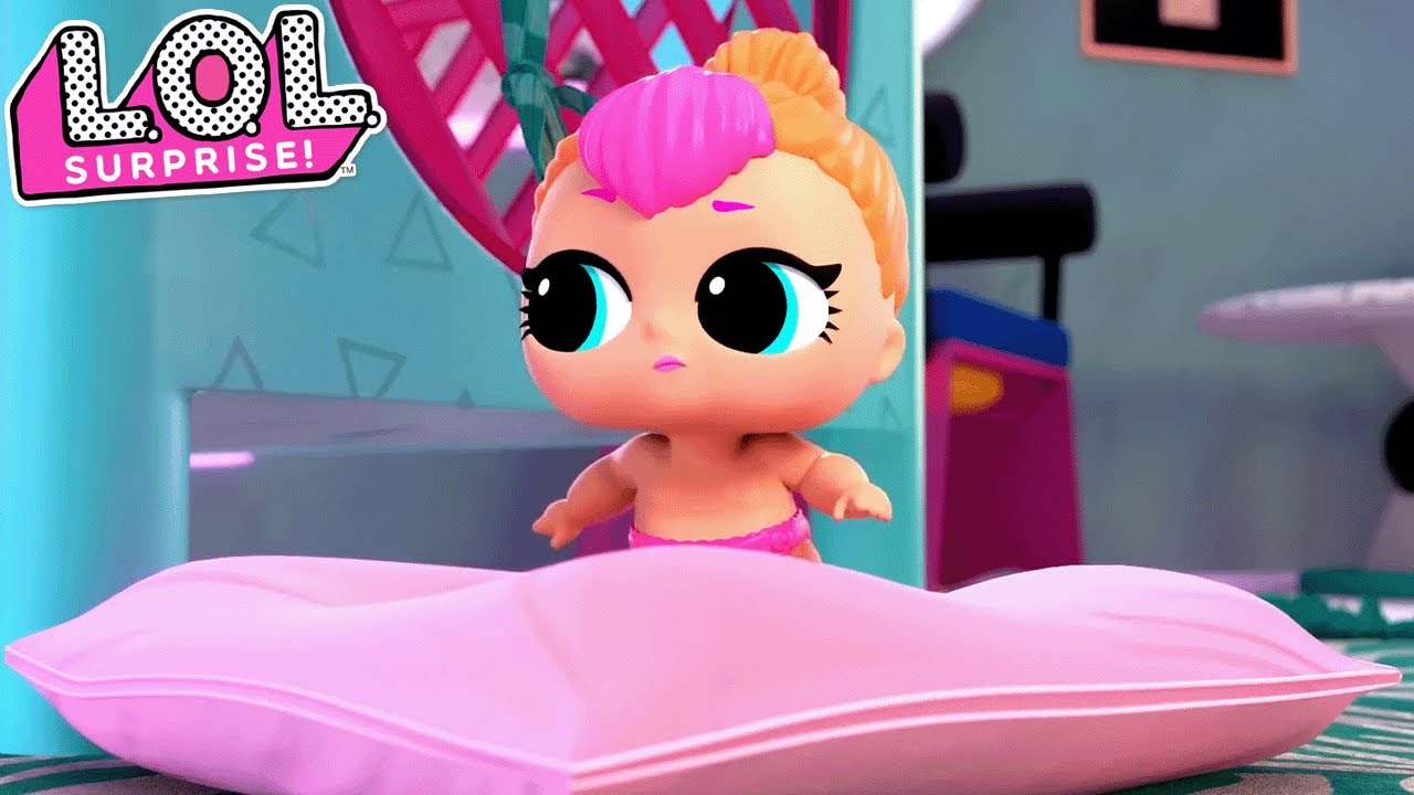 Lil&rsquo; Neon Q.T. Sneaks In to Join the Fun! 👶 L.O.L. Surprise! Clip