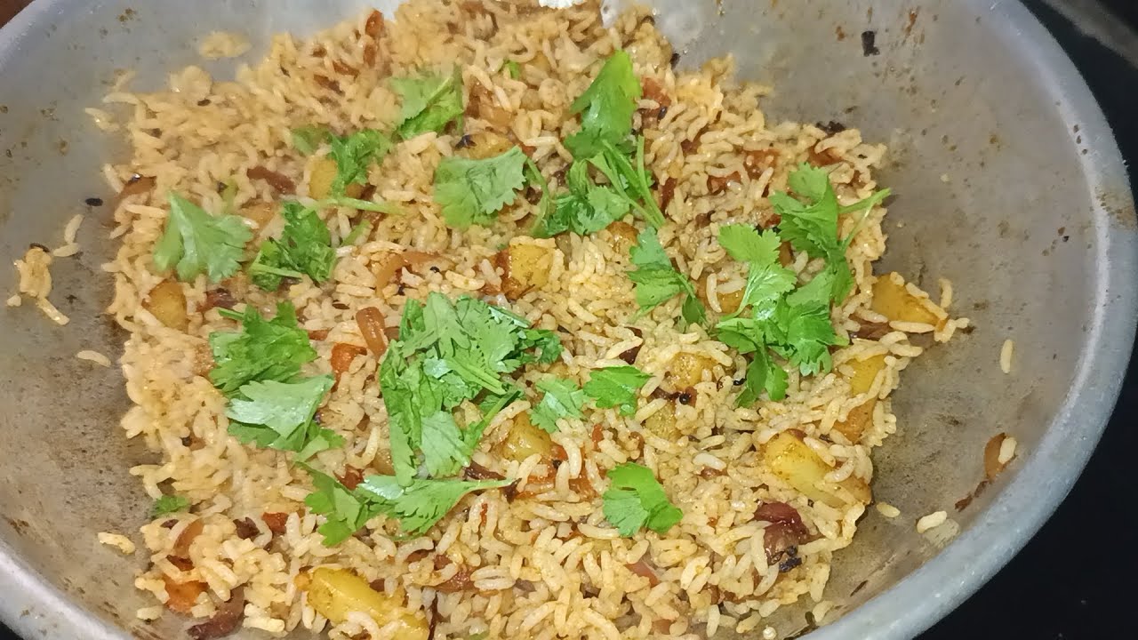 Kids ku rombave pudicha உருளைக்கிழங்கு சாதம் 🥘🔥😋 village style.. 