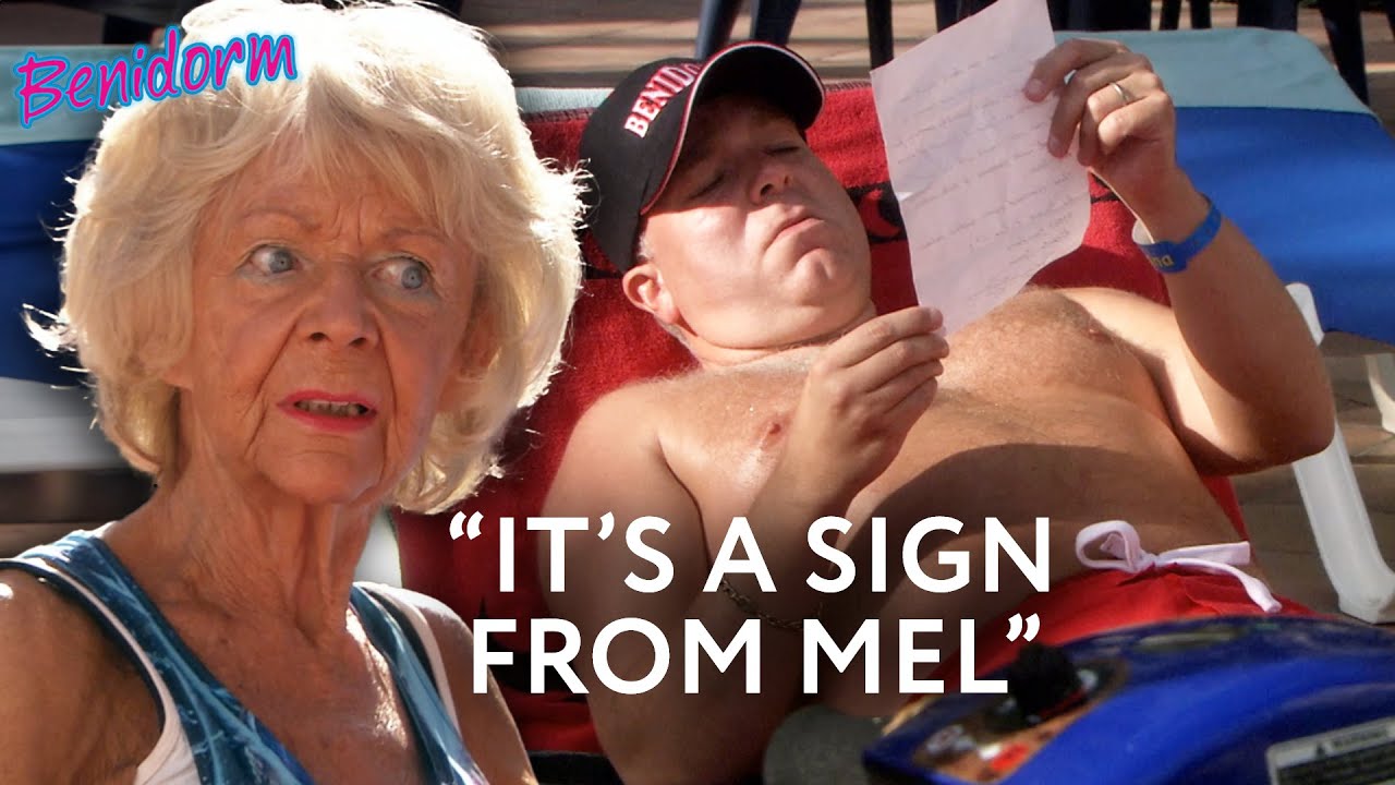 The Garvey's Receive a Suspicious Note | Benidorm