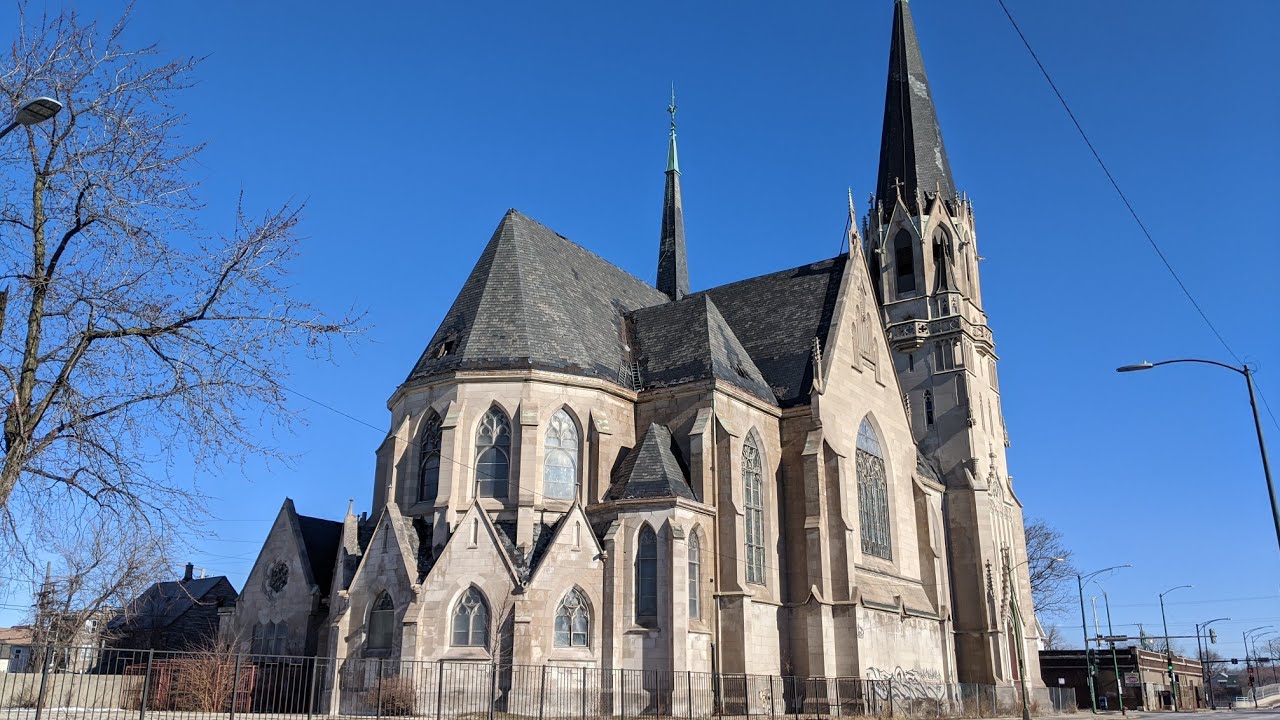 Exploring an Abandoned Cathedral | Chicago