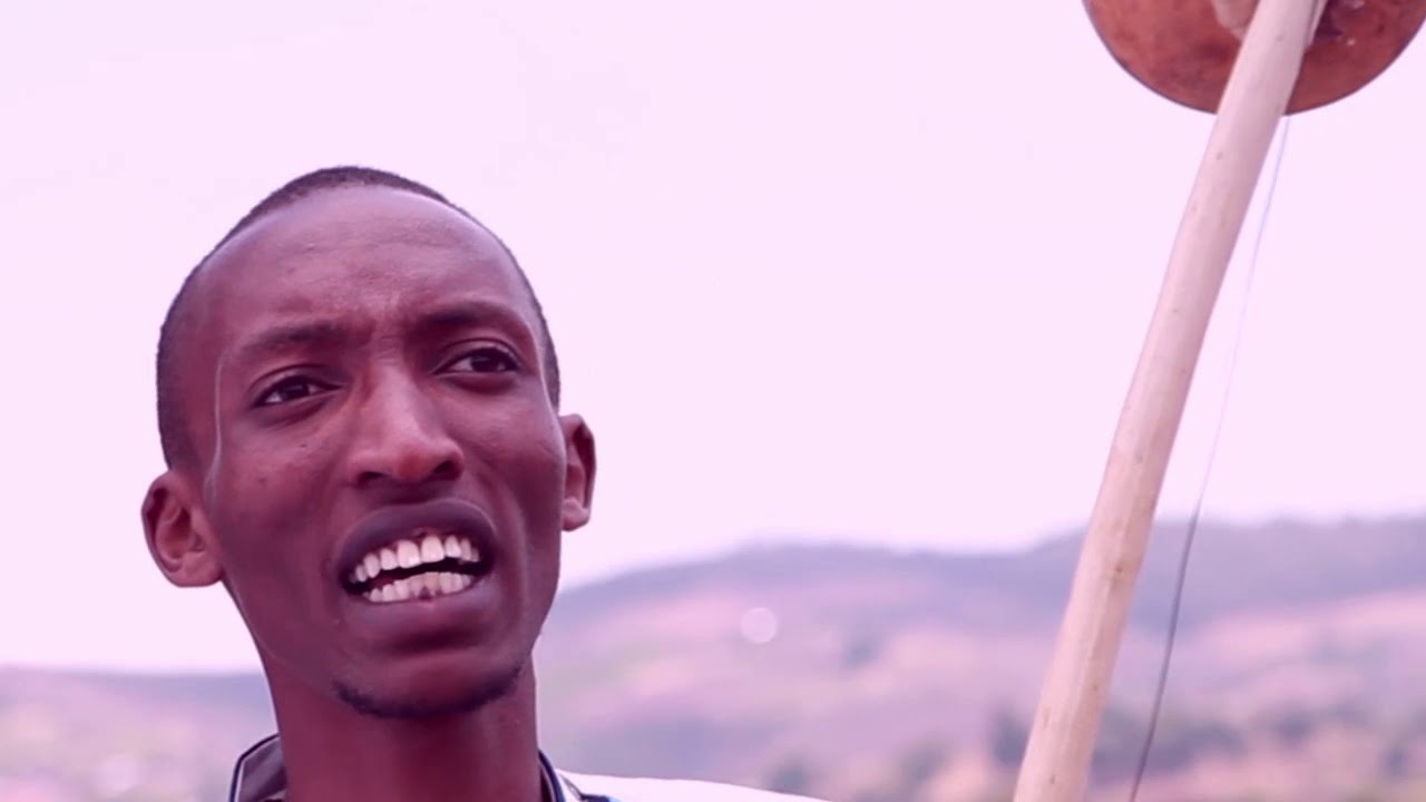 AKARANGA KO HAMBERE By Orchestre Inkinzo