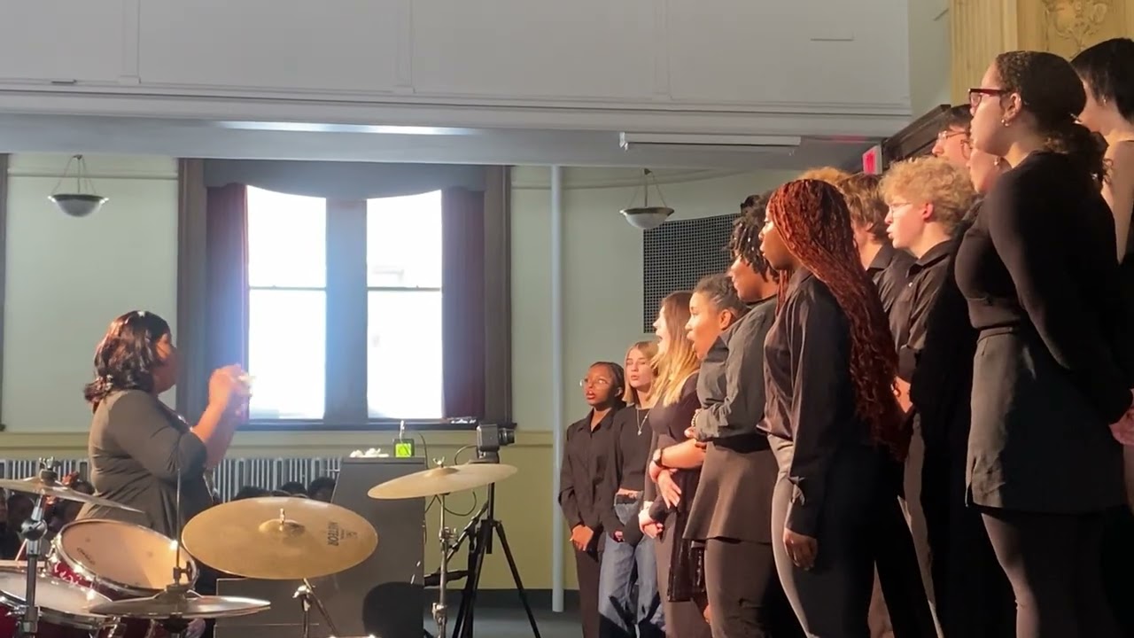 City Honors Chorale performs Hamba Lulu
