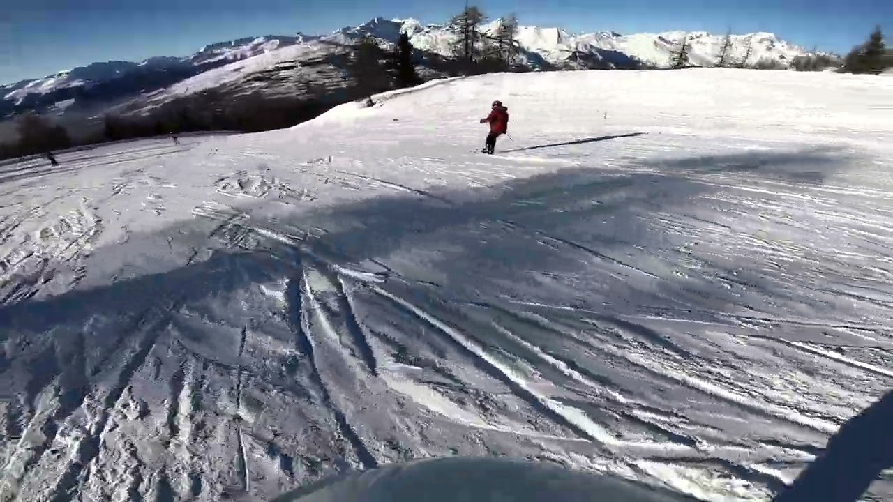 Les Arcs January 2024 Brian 87 and Marzena skiing