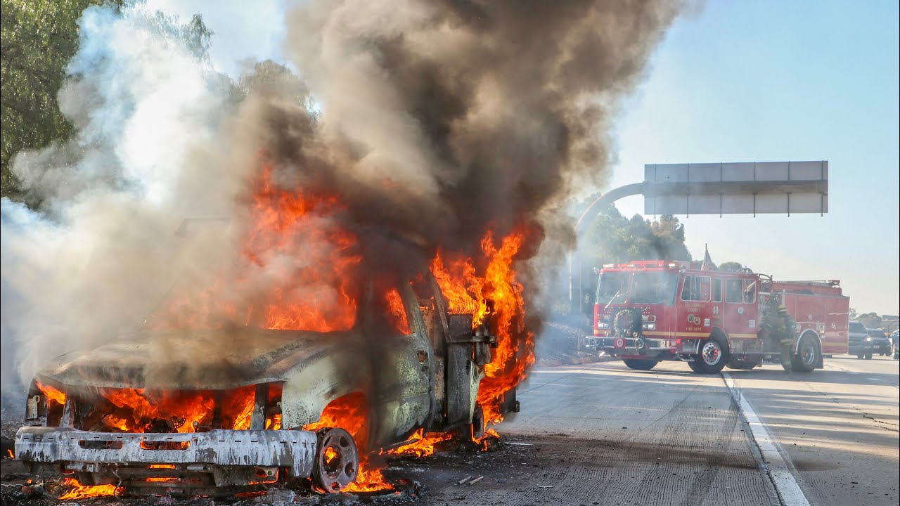 LACo.FD Engine 41: Utility Truck Fire On I-105 Fwy