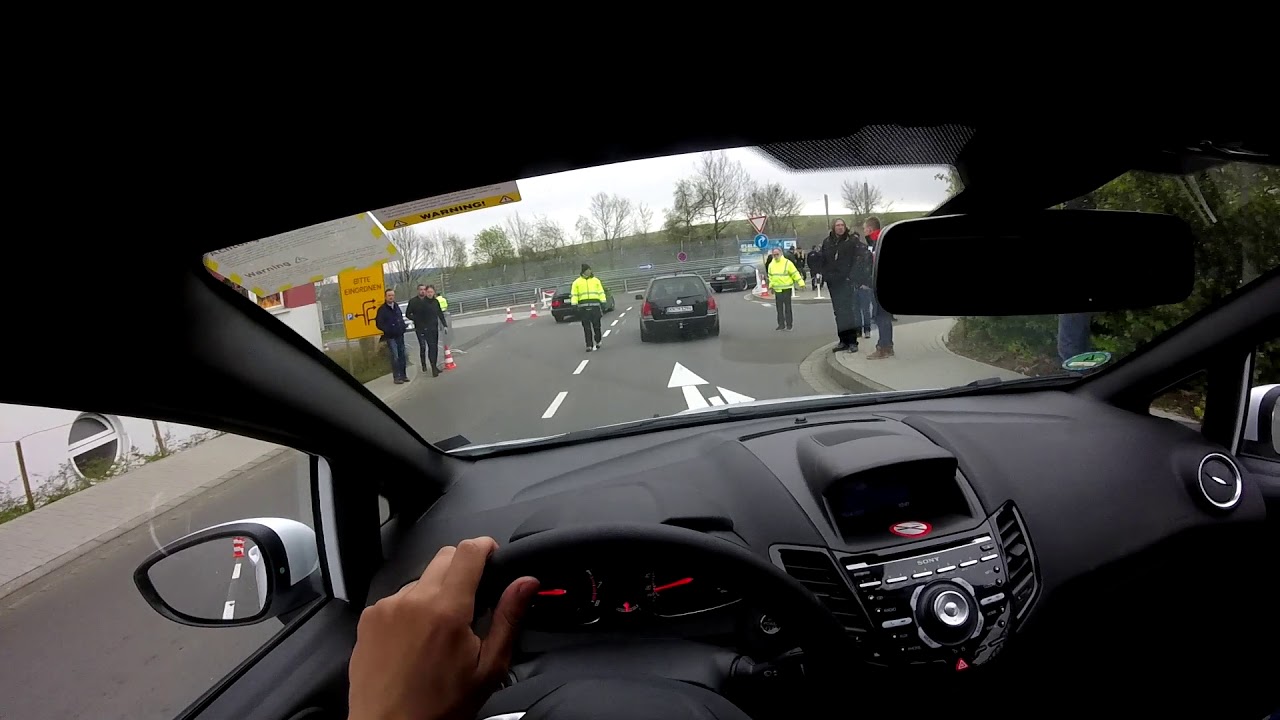 Ford Fiesta ST 1.6 182CV Nürburgring Roads Test Drive