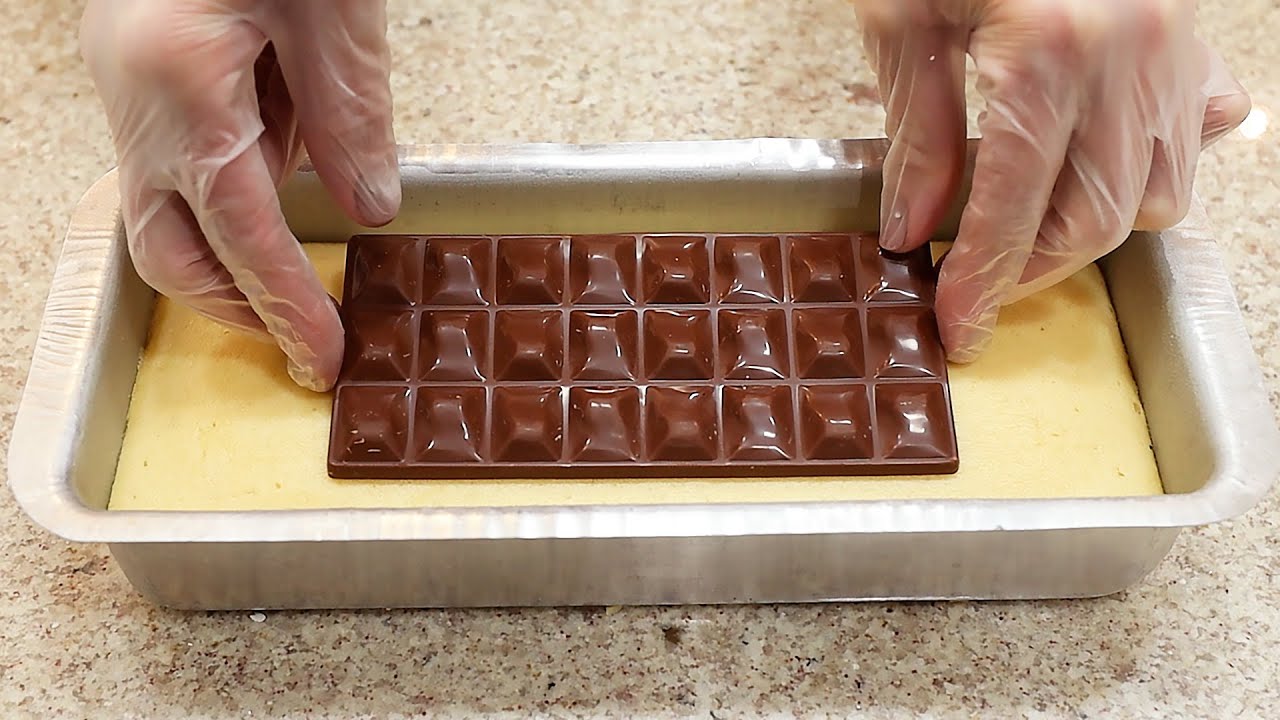 COLOQUEI A BARRA DE CHOCOLATE DENTRO DO BOLO E ME SURPREENDI! SUPER FÁCIL E RÁPIDO! Isamara Amâncio