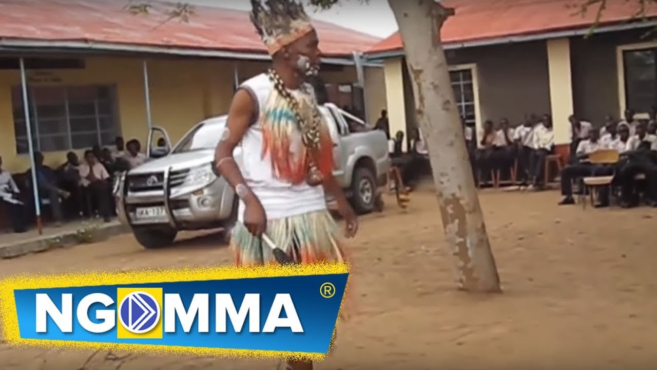 Stephen kasolo - Itheke (Kamba traditional dance)