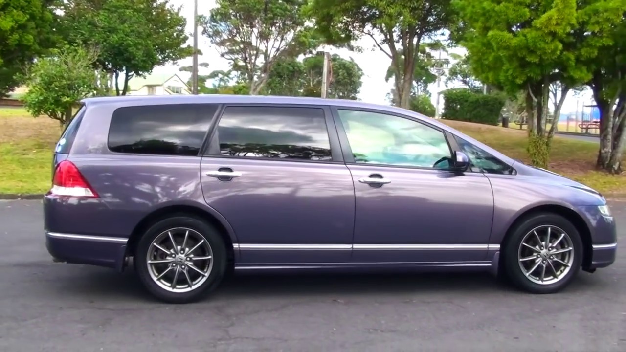 Honda Odyssey M 2004 7 Seater 2 4L
