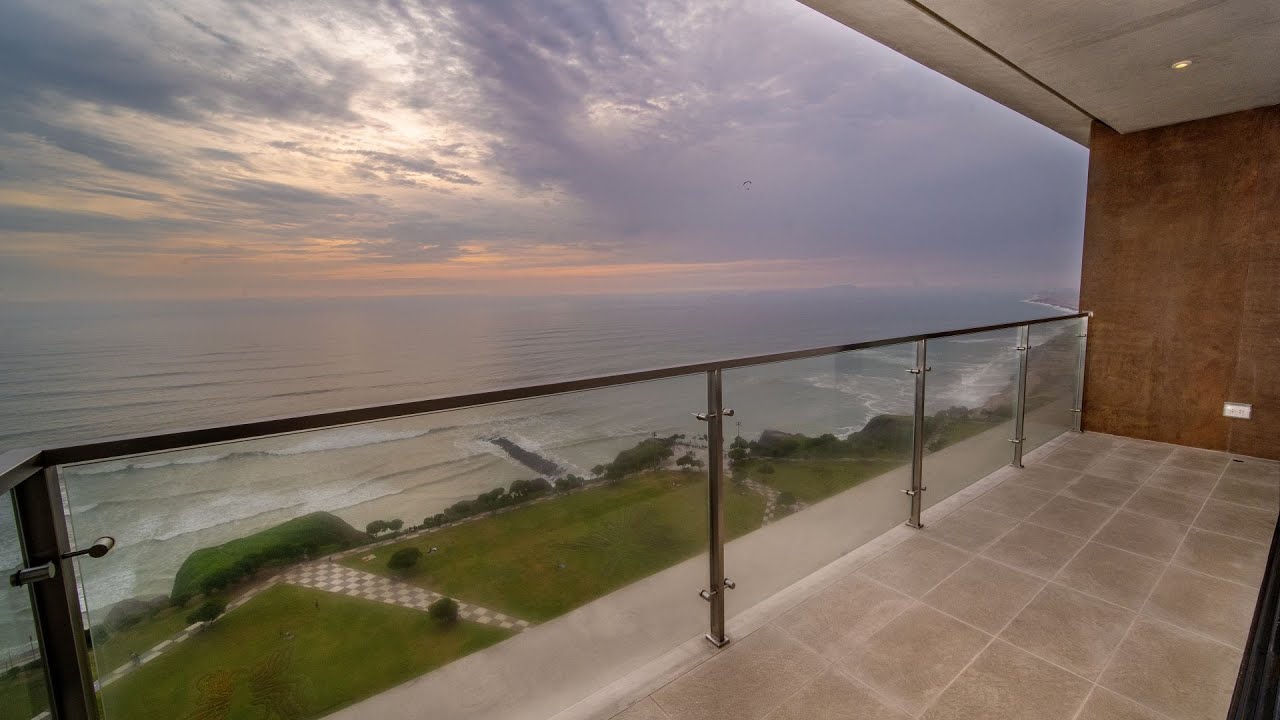 ESPECTACULAR DÚPLEX FRENTE AL MAR Y PARQUE MARIA REICHE - MIRAFLORES