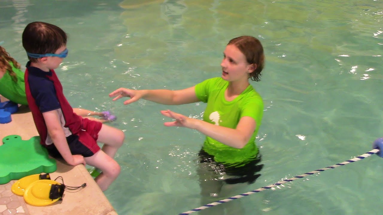 Lucy & Xander Goes to Swim Lesson indoor (June 2025)
