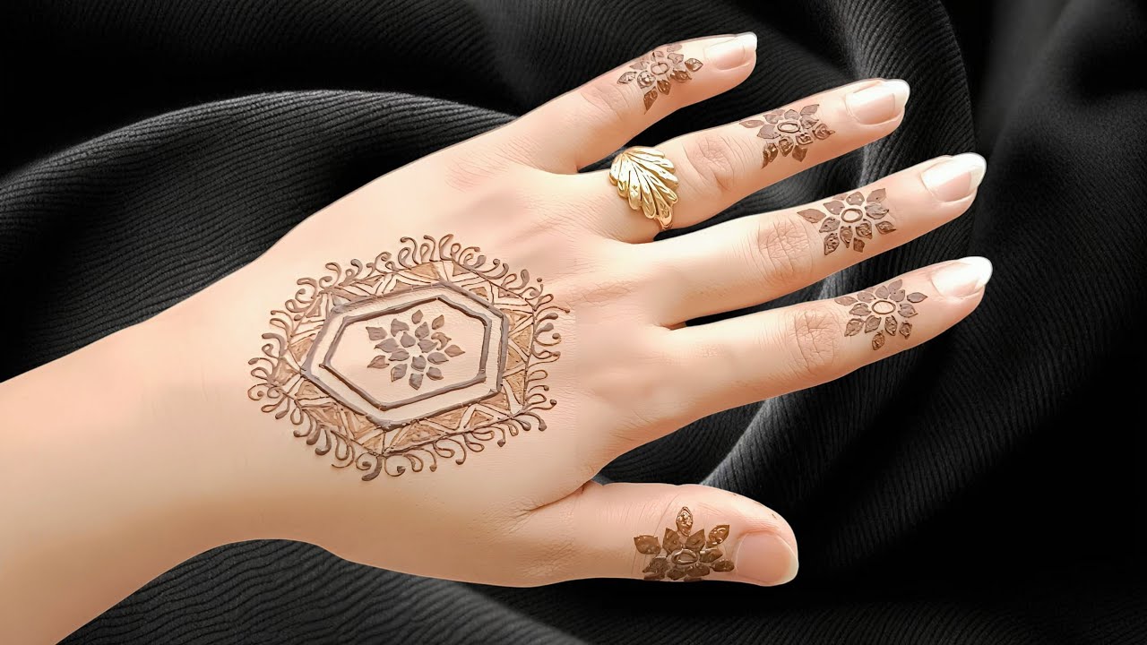Simple elegant mehndi design/most easy and beautiful #mehndidesign #henna#madismehndistudio