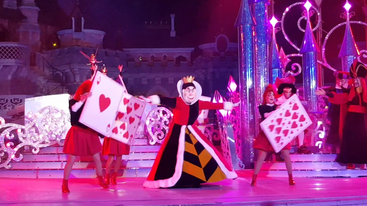Spectacle c est bon d être vilain avec les Méchants Disney (soirée Halloween Disneyland Paris 2017