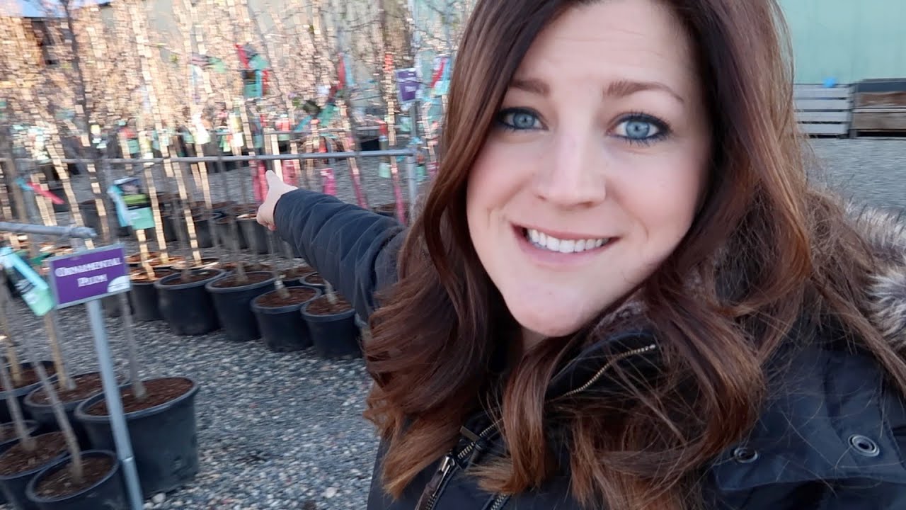 Shopping for Fruit Trees! 🍑🌳🍐// Garden Answer