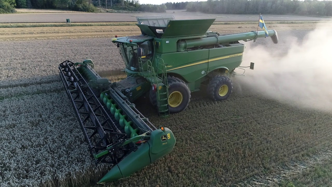 John Deere s790i harvesting in  Sweden