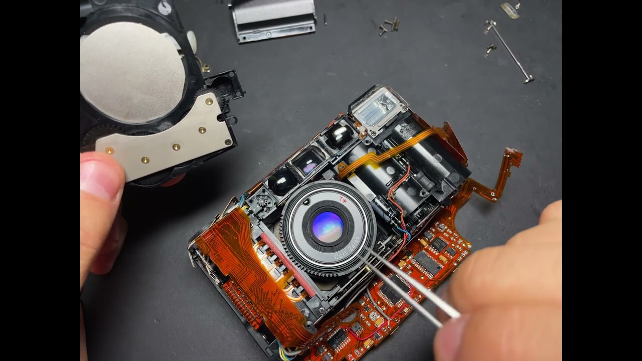 why is contax t2 a terrible camera and i hate to repair them