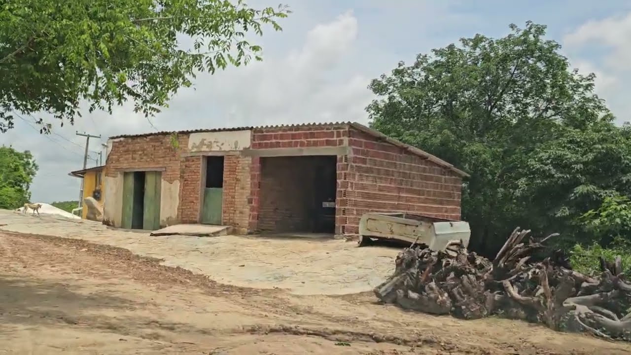 Viajando de São Francisco de Teixeira PB à divisa com Pernambuco. 