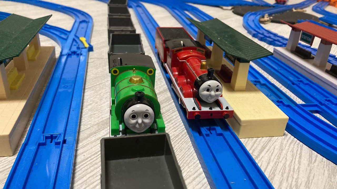 プラレールトーマス まんなかのきかんしゃ