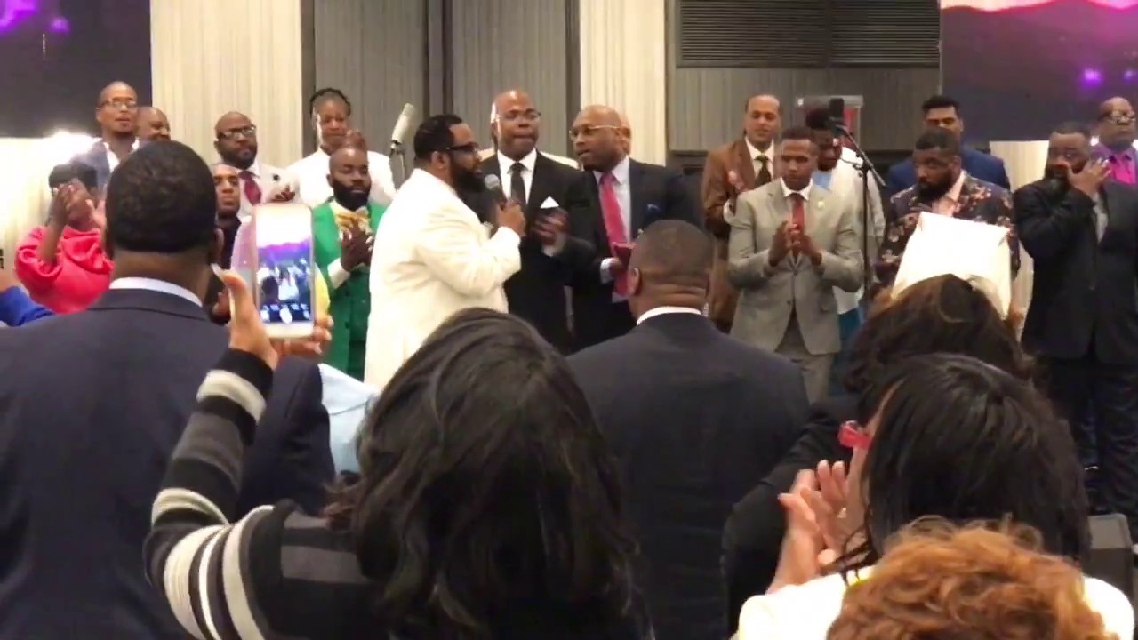 Bishop Hezekiah Walker & the LFT Reunion Choir  