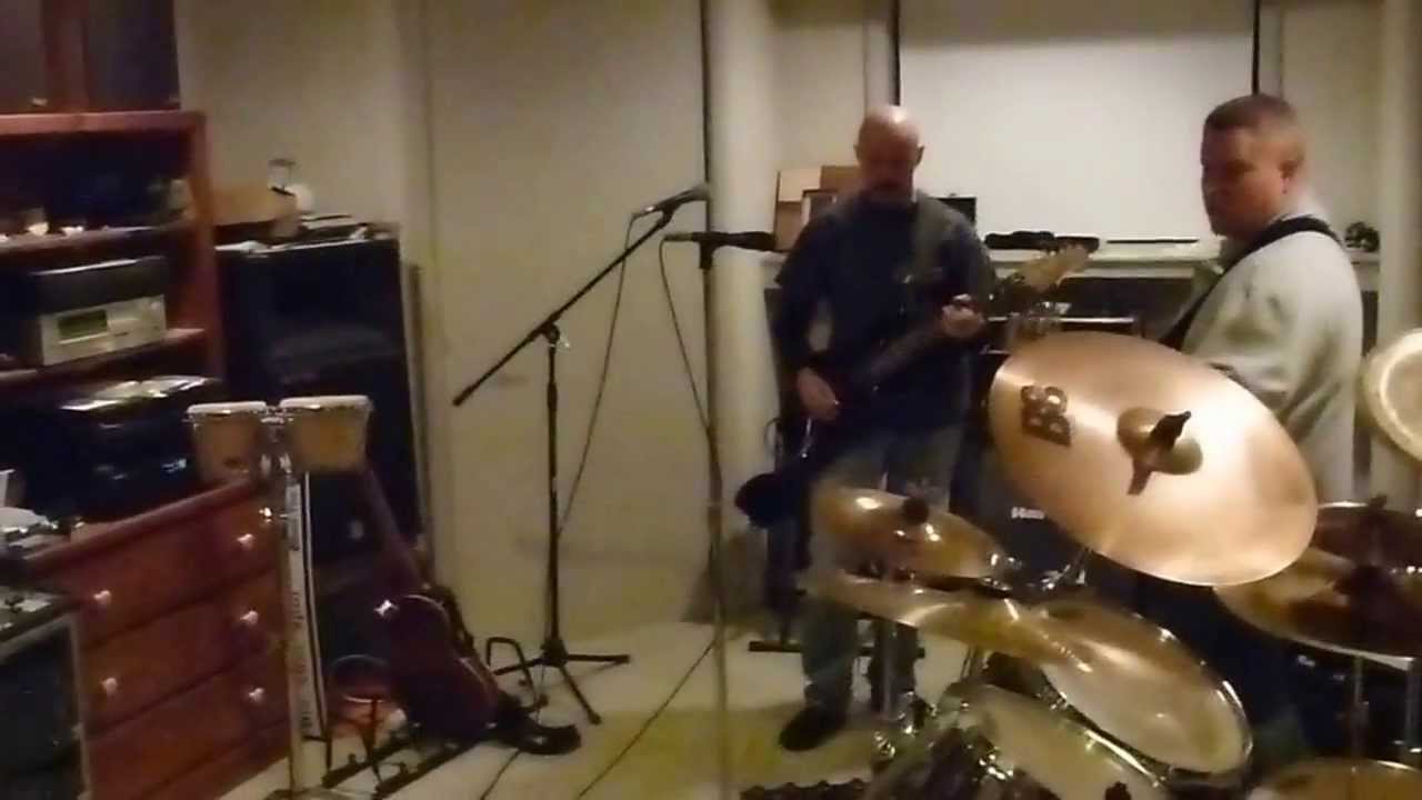 Half Serious covers Luke Bryan "That's My Kind of Night"