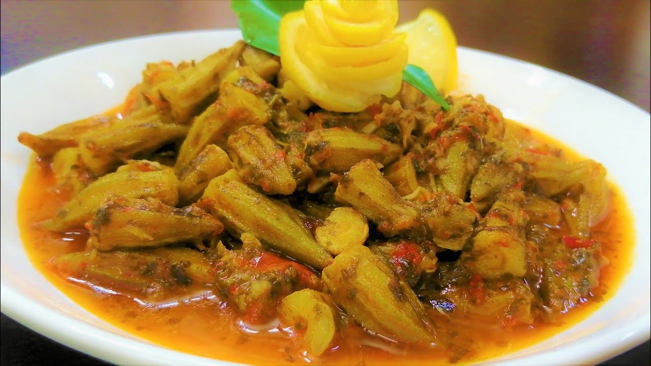 البامية بالزيت بطريقة جدا سهلة