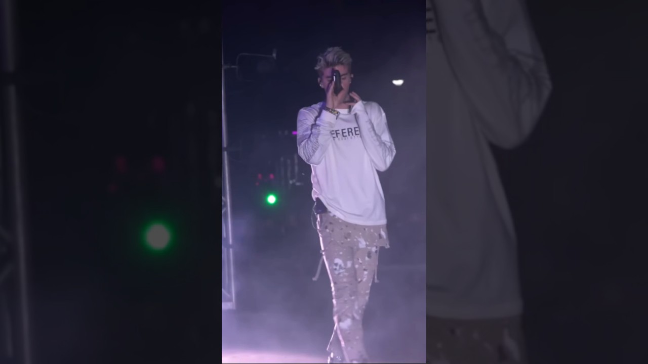 The Chainsmokers Drew Taggart's sweet voice in this song 'Paris'
