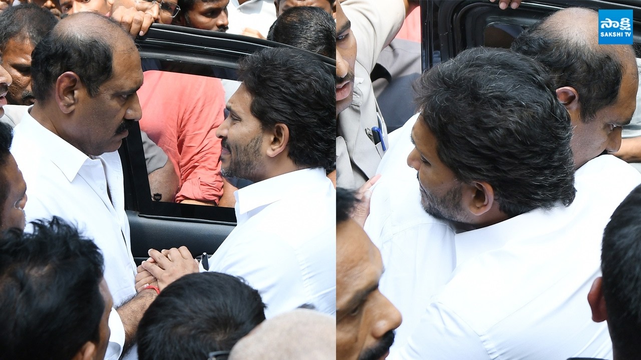 YS Jagan Condolence to Talasila Raghuram Father |@SakshiTVLIVE