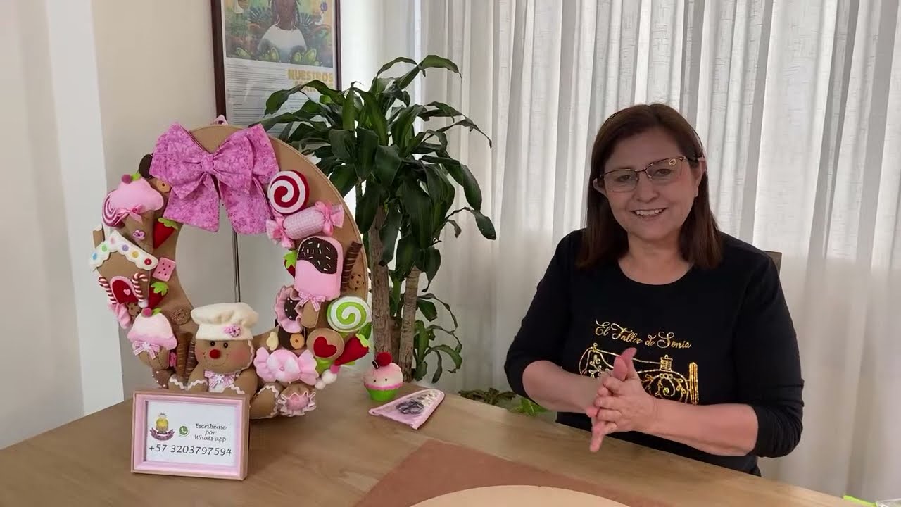Corona navideña con galleta y dulces (clase 1)
