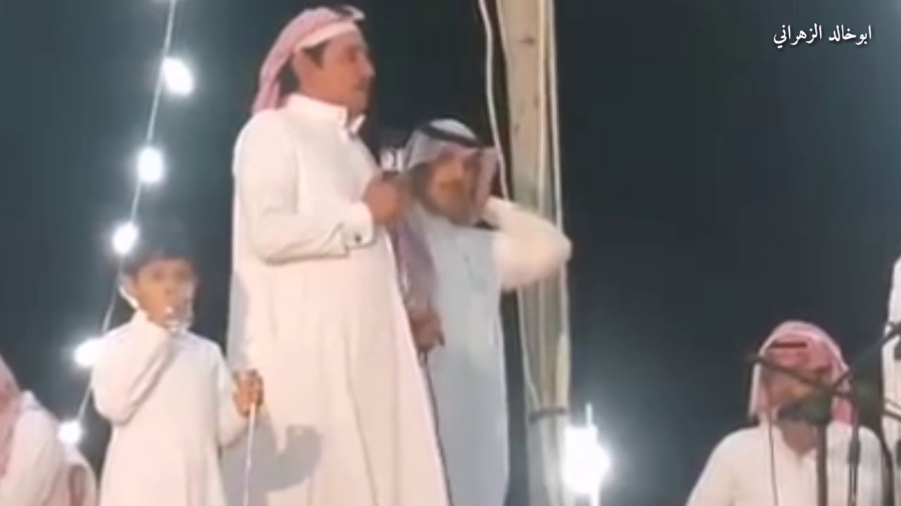 الشاعر عطيه السوطاني انا سعودي لاكن الاصل من زهران